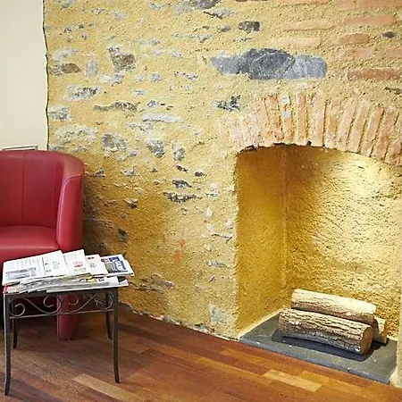 Logis Duquesne Hotel 2*